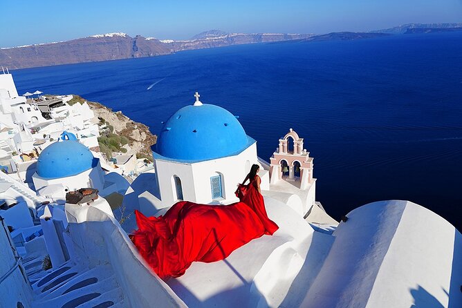 1-Hour Flying Dress Photoshoot, Instagram spots - Imerovigli: angles that make the dress feel cinematic