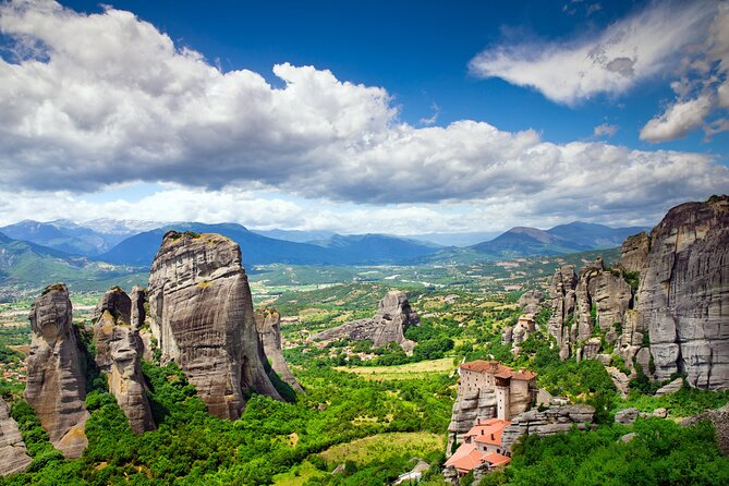 2-Day Delphi and Meteora Tour from Athens - Key things that make this tour work