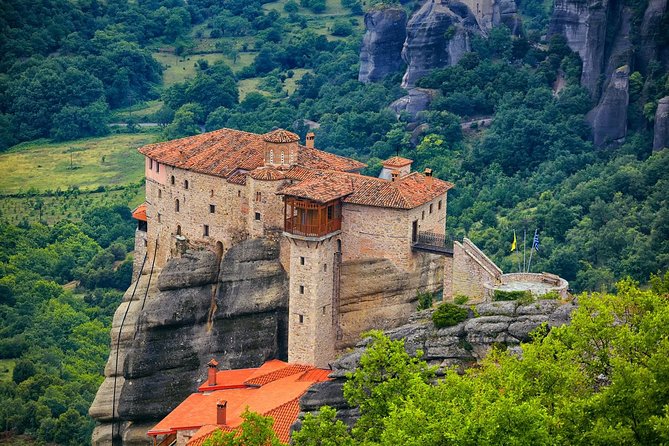2-Day Delphi and Meteora Tour from Athens - Delphi at noon: Temple of Apollo plus a realistic time check