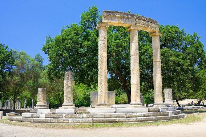 4-Day Greece Highlights Tour: Epidaurus, Mycenae, Olympia, Delphi and Meteora - Group Size, Comfort, and the Feel of a Shared Bus Ride