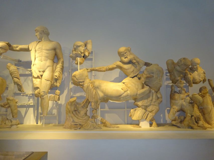 4-Day Tour of Mycenae, Epidaurus, Olympia, Delphi & Meteora - Meeting in Athens and Settling Into the Half-Board Rhythm