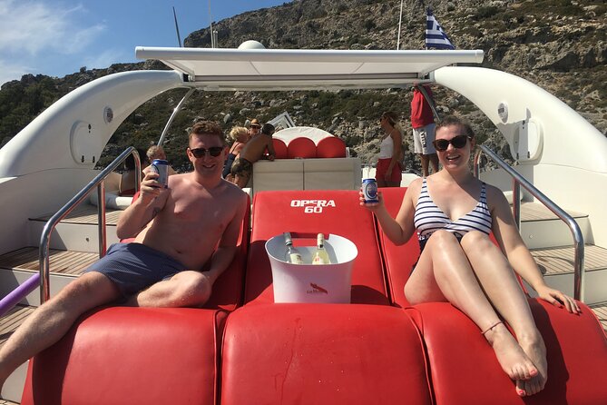 4 Hour Beach Tour with Meal and Unlimited Drinks in Rhodes - A Four-Hour Rhodes Boat Day That Fits Real Life