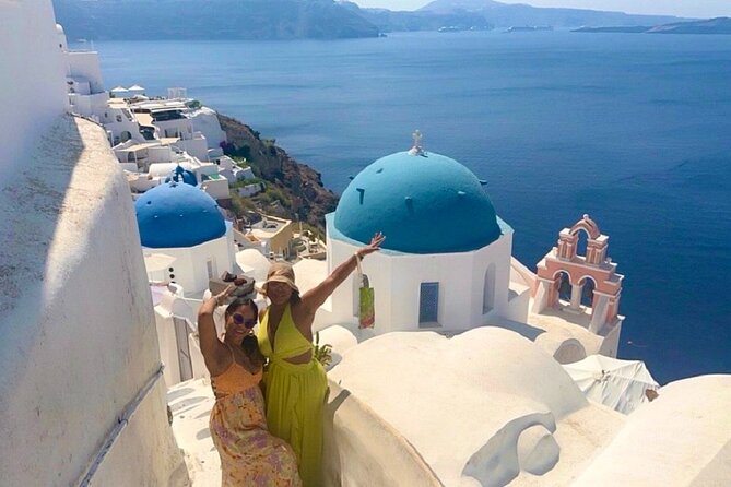 5-hour My Santorini Private Guided Tour - Getting picked up and riding in comfort