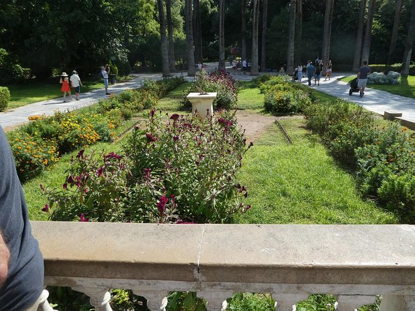 Acropolis monuments, Parthenon and Plaka, Monastiraki walking tour - Plaka: walking the Acropolis slopes like a local