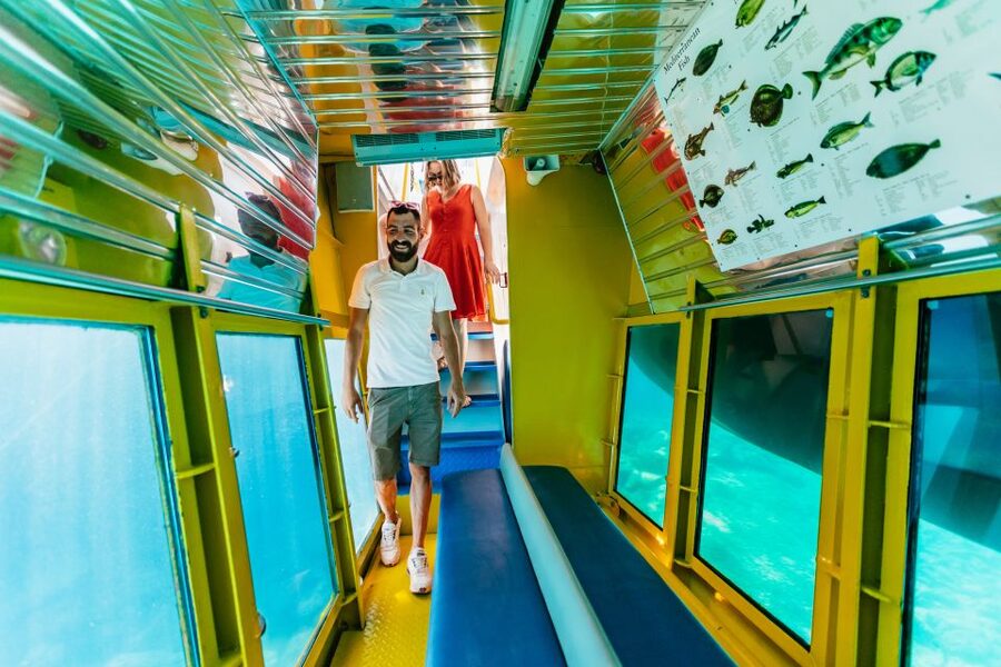 Agios Nikolaos: Semi-Submarine Cruise - The Food and Drinks Reality: Plan Smart
