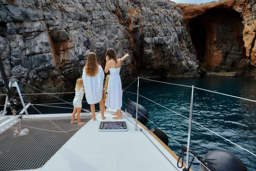 Agios Nikolaos: Spinalonga PM Catamaran Cruise with Dinner - Why Agios Nikolaos is the right starting point for Spinalonga
