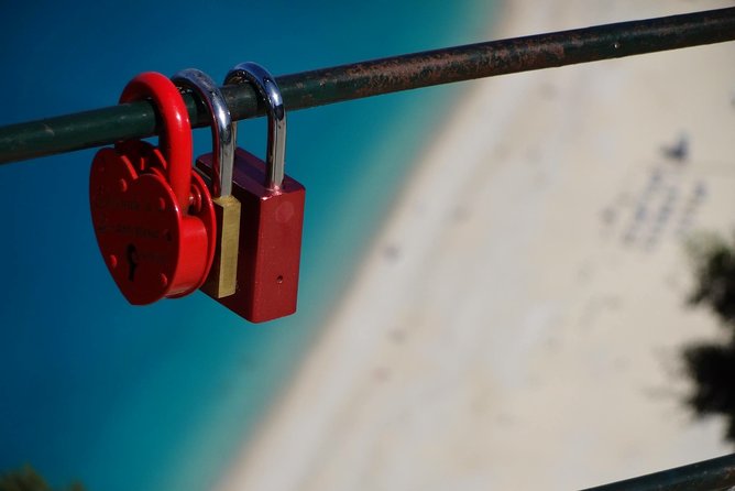 Airport and Seaport Transfers - What the Transfer Includes, and What You Need to Bring