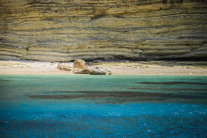 All inclusive day sailing tour from Naxos to the small cyclades - Small group sailing with a crew that runs the show