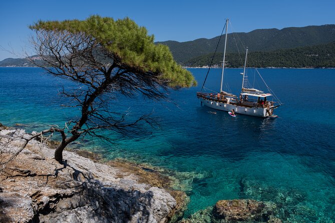 All-Inclusive Sailing Cruise-Skiathos & Nearby Islands with Lunch - Stop by stop: what each beach break offers