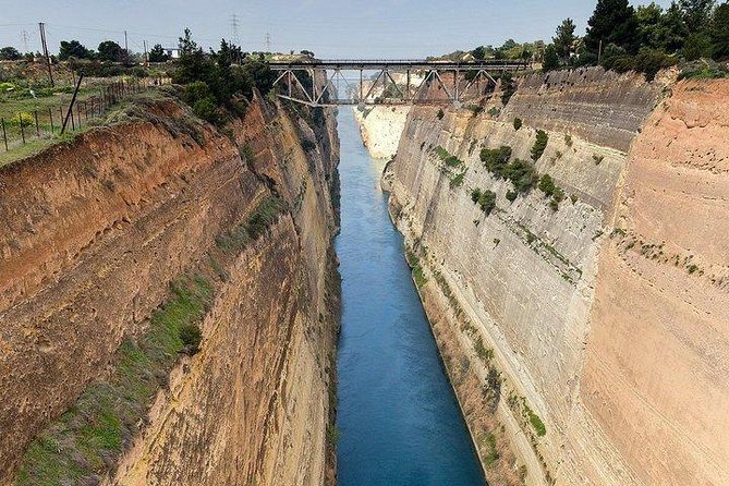 Ancient Corinth and Canal half day private tour from Athens - Lunch timing and how to avoid getting stuck hungry or rushed