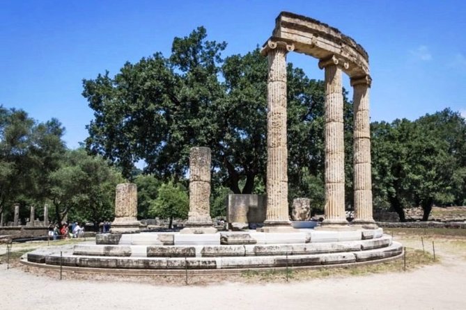 Ancient Olympia & Ancient Corinth Private LuxuryTour from Athens - Temple of Apollo at Corinth: short stop, early Doric columns