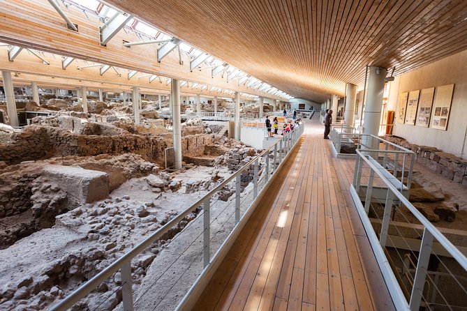 Archaeological Bus Tour To Akrotiri Excavations & Red Beach - A $57 day that covers southern Santorini without a rental