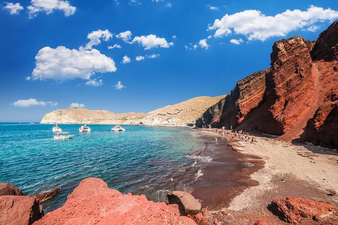 Archaeological Bus Tour To Akrotiri Excavations & Red Beach - Akrotiri Excavations: walking a city preserved by ash