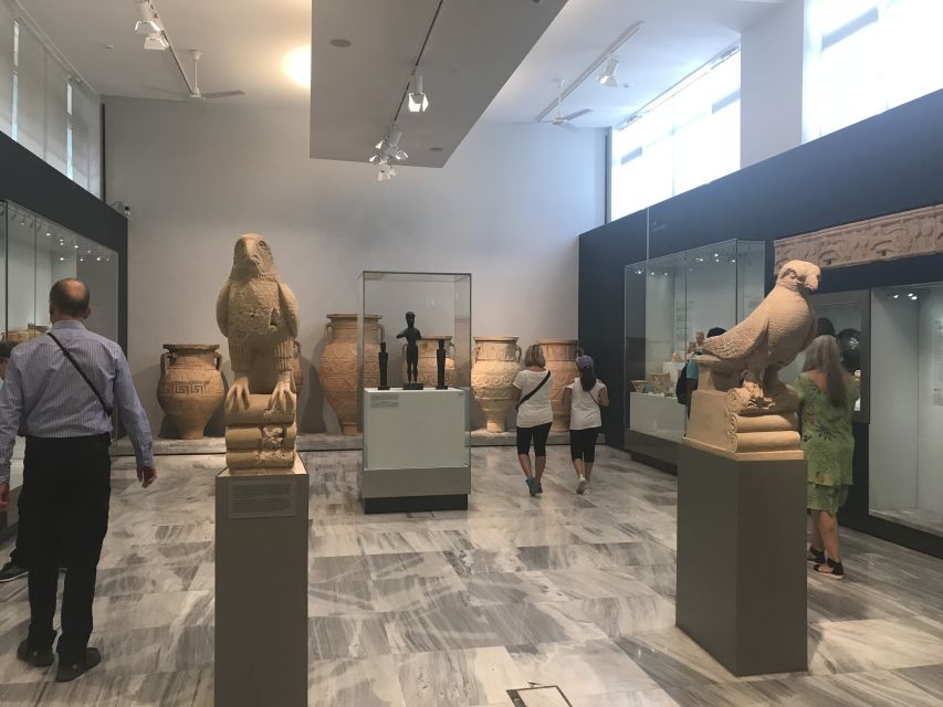 Archaeological Museum of Heraklion: Guided Walking Tour - Entering the Heraklion Archaeological Museum, and why your guide matters