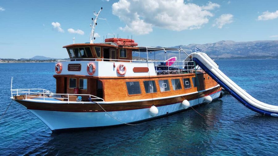 Argostoli: Full-Day Boat Cruise with Lunch - Xi Beach: Red Sand, Clay for Skin Care, and a True Beach Break