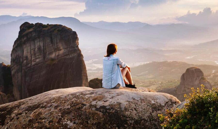 Athens: 2-Day Meteora Tour with Local Guides and Hotel Stay - Day one: arrival in Kalambaka and a sunset monastery tour