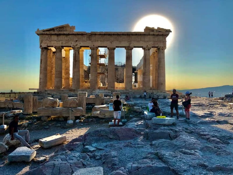 Athens: Acropolis Guided Tour in Spanish-Option Tickets - Erechtheion and the Porch of Caryatids: where details take over