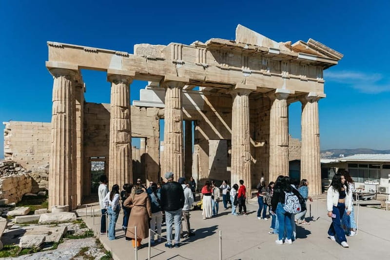 Athens: Acropolis Sunset Tour with Optional Fast-Track Entry - What to bring, what to skip, and how to stay comfortable