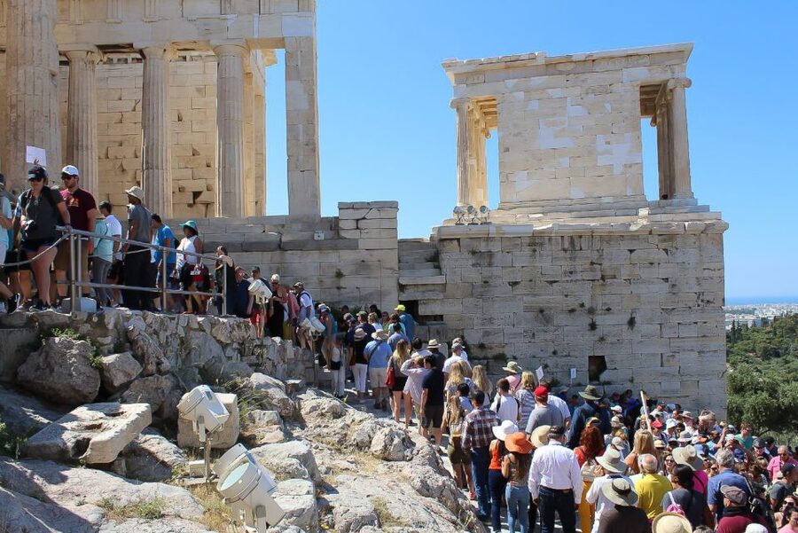 Athens: Acropolis Ticket with Multilingual Audio Guide - Getting it right: headphones, battery, and the right entrance