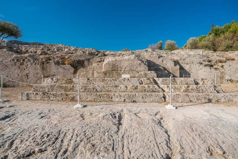 Athens: Acropolis Tour with Licensed Guide - Timing, meeting point, and how the 2 hours feels