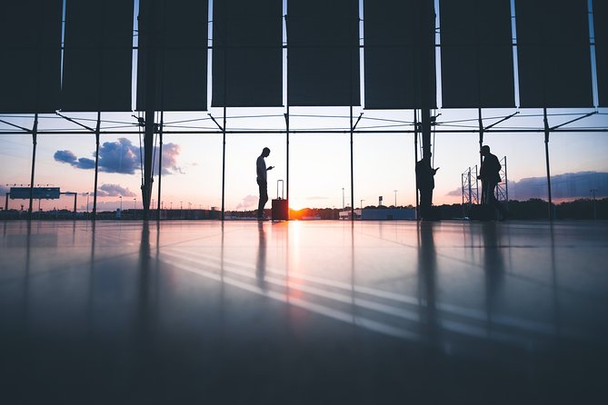 Athens AirPort To Athens Hotels Luxury Private Transfer Service - Price and value for a one-hour Athens airport landing