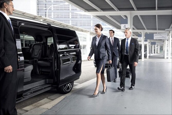Athens Airport to Athens Hotels Private Arrival Transfer - Who should book this Athens airport transfer