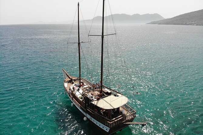 Athens: All Day Cruise to Agistri Moni Aegina with Lunch & Drinks - Agistri stop: beaches, local market time, and the bike option
