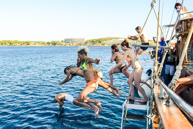 Athens: All Day Cruise to Agistri Moni Aegina with Lunch & Drinks - Aegina: pistachio tasting plus temple and museum choices