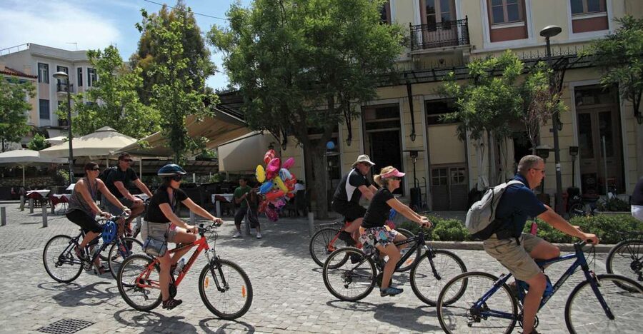 Athens: Bike Tour of Athens Historical Centre - Bikes, helmets, and the calm of the Acropolis area