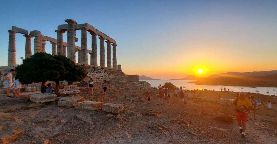 Athens: Cape Sounio & Poseidon Temple Trip with Audio Guide - The drive along the Athenian Riviera plus a quick photo pause