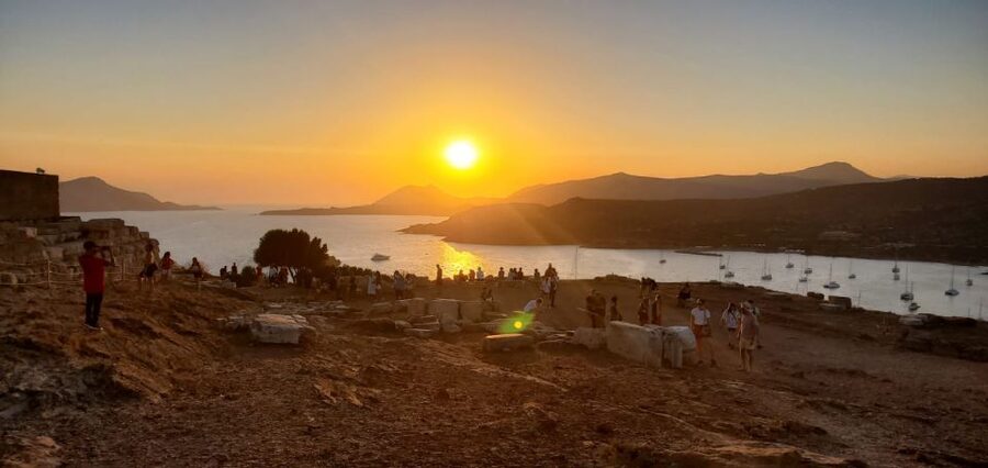 Athens: Cape Sounio & Poseidon Temple Trip with Audio Guide - Where you meet the bus: the 3 Athens pickup points
