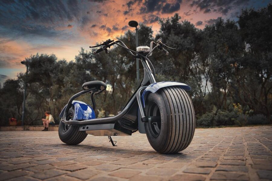 Athens: City Highlights Guided E-Scooter Tour - The Acropolis viewpoint circuit: from Herodes Atticus to the Parthenon look