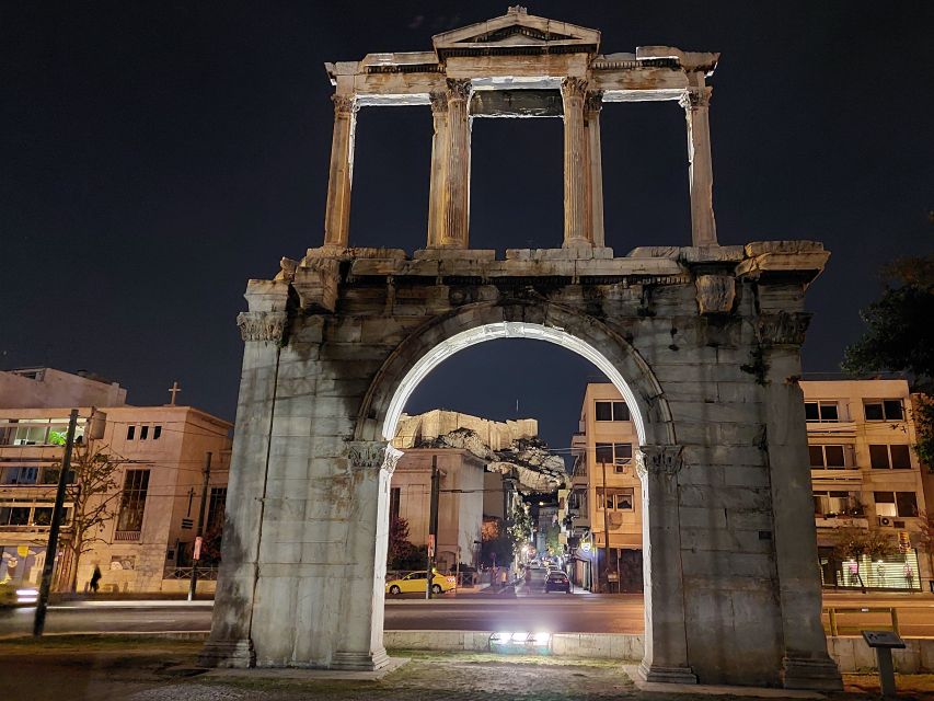 Athens: City Highlights Nighttime Walking Tour in Spanish - Key Highlights You Will Actually Feel on This Walk