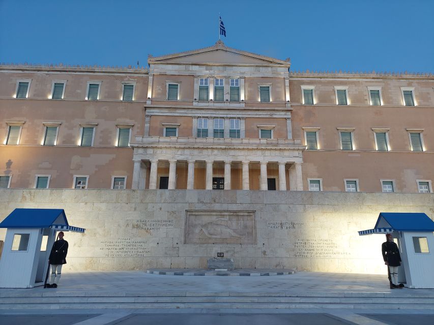 Athens: City Highlights Nighttime Walking Tour in Spanish - Price and Pace: Is $28 Worth It for a 2-Hour Night Walk?