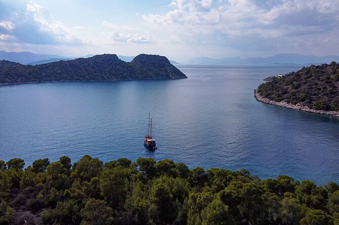 Athens Day Cruise: 3 Islands Tour in the Saronic Gulf with Lunch - How Pickup Works From Athens and Why the Meeting Point Matters