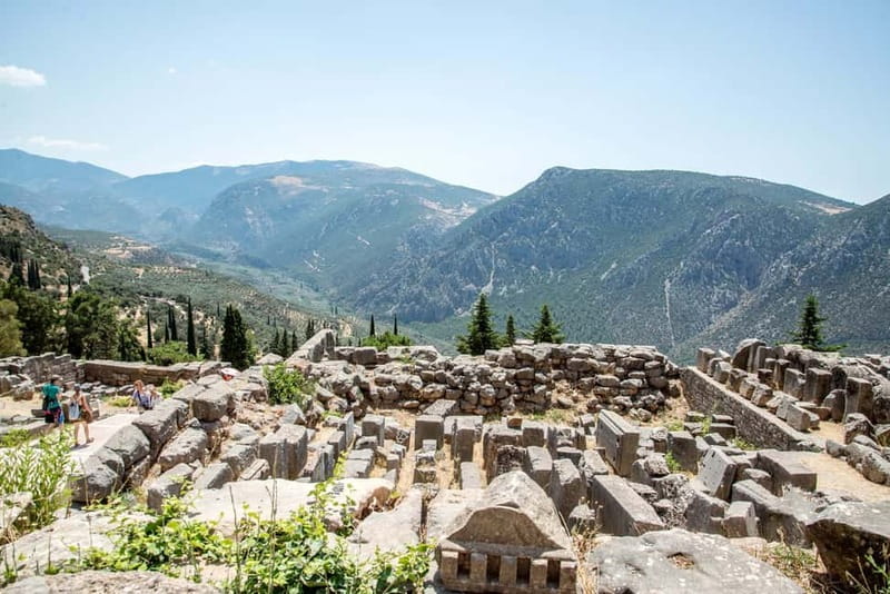 Athens: Delphi and Arachova Day Trip with Guide - The Guide Factor: When Delphi Feels Like a Story