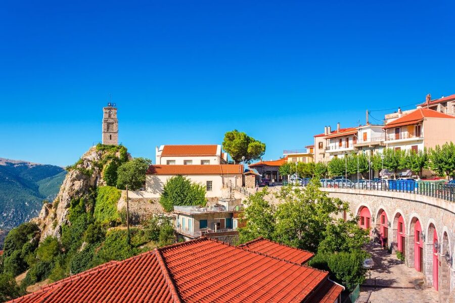 Athens: Delphi, Corycian Cave, and 300 Battlefield Day Trip - Thermopylae battlefield viewpoint that makes the 300 story make sense