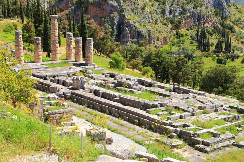 Athens: Delphi Day Tour with Museum & Arachova Village Visit - Should you book the Athens to Delphi and Arachova tour?
