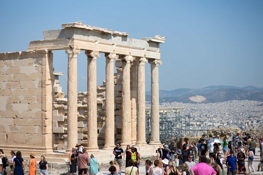 Athens: Early Morning Guided Tour to Acropolis and Museum - Propylea and Temple of Athena Nike: gates and symbols