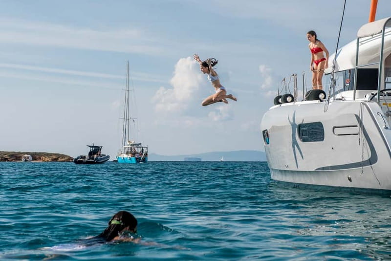 Athens: Half-Day Morning Catamaran Cruise with Meal & Drinks - Price and Value: Is $142 a Fair Deal for 5 Hours?