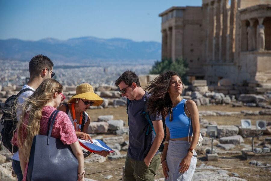 Athens: Highlights and Acropolis Guided Tour - From Syntagma Metro to Parliament: Starting Where Athens Makes Sense