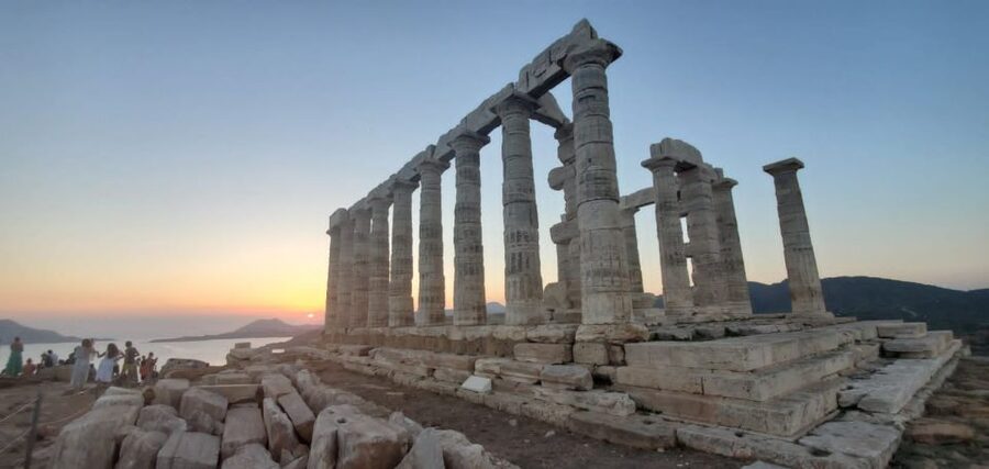 Athens: Hop-on-Hop-off Bus and Cape Sounion Sunset Tour - How much time you really have at the temple at Cape Sounion