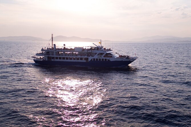 Athens: Island Swimming Day Cruise—DJ, Lunch & Drinks incl. - VIP Upsell: When the Extra Space and Service Can Be Worth It