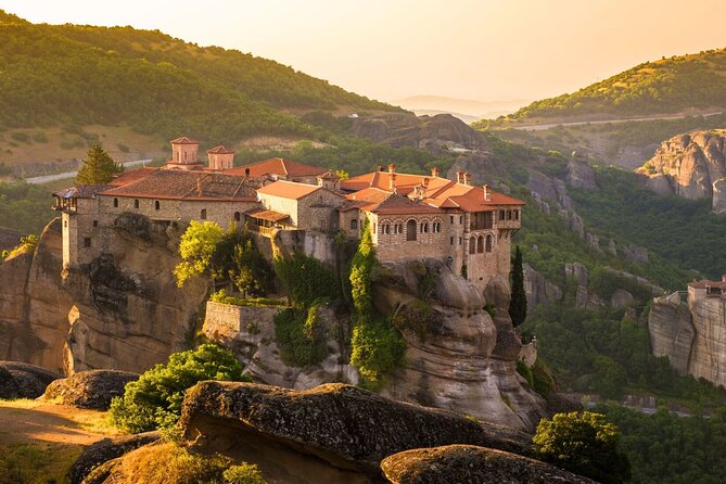 Athens: Meteora Monasteries Tour with Local Guide and Greek Lunch - Dress Code, Cash-Only Entry, and Toilet Reality