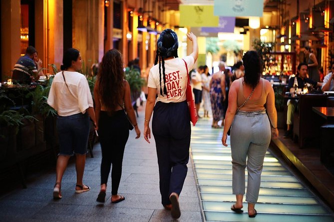 Athens Moonlight Waling Tour with Drinks and Meze Dishes - Athens at 8:00 pm is a different city