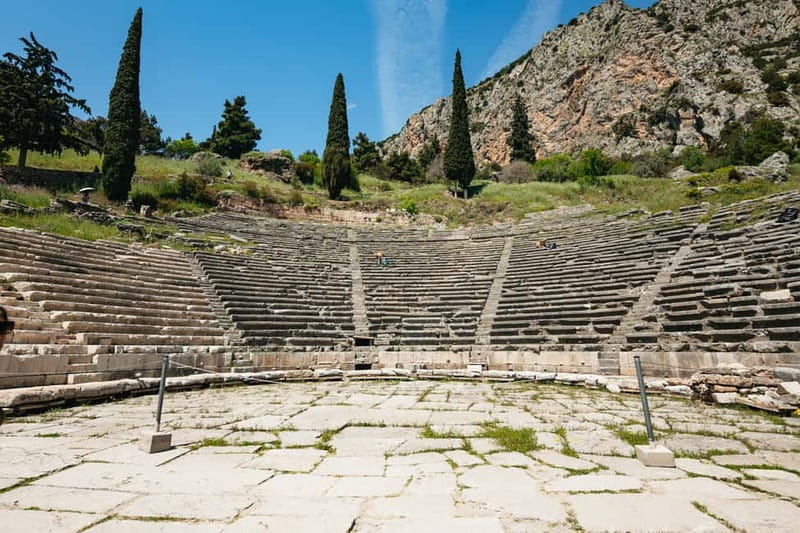 Athens: Mythology of Delphi, Museum and Arachova Guided Tour - Arachova lunch and village wandering on Mount Parnassus