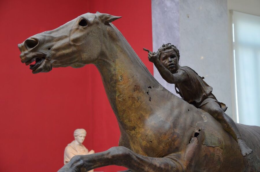 Athens: National Archaeological Museum Private Guided Tour - Sculptures Collection, How Greek Art Changes Over Time