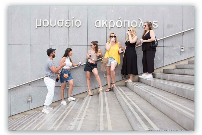 Athens Old City Private Photoshoot Tour/ 3hours - Photo delivery, 60 to 100 edited shots that you can actually use