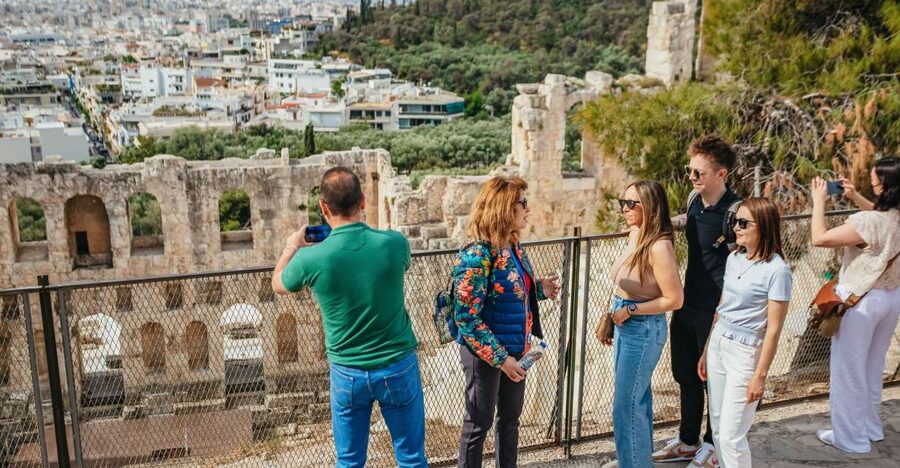 Athens: Parthenon, Acropolis and Museum Small Group Tour - Why reserved entry to the Acropolis changes your whole Athens day