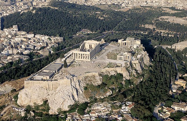 Athens: Private 4-Hour Tour with Acropolis and Old Town - Propylaea and the Parthenon: seeing the Acropolis as a system